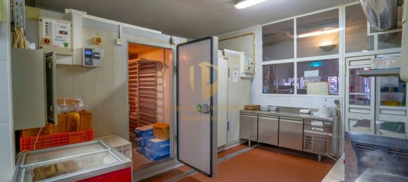 Gewerbliche Immobilie in Vila Real de Santo Antonio, Portugal 800m², Nr. 253483 5