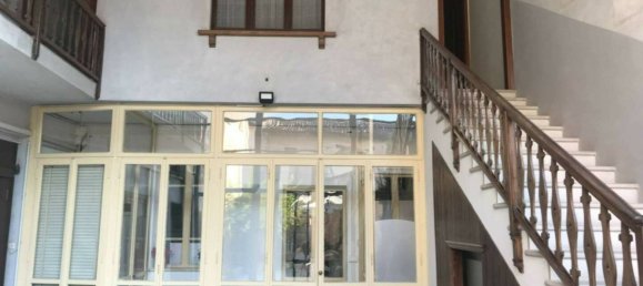 5 bedrooms House in Medole, Italy No. 105955 5