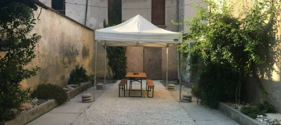 5 bedrooms House in Medole, Italy No. 105955 4