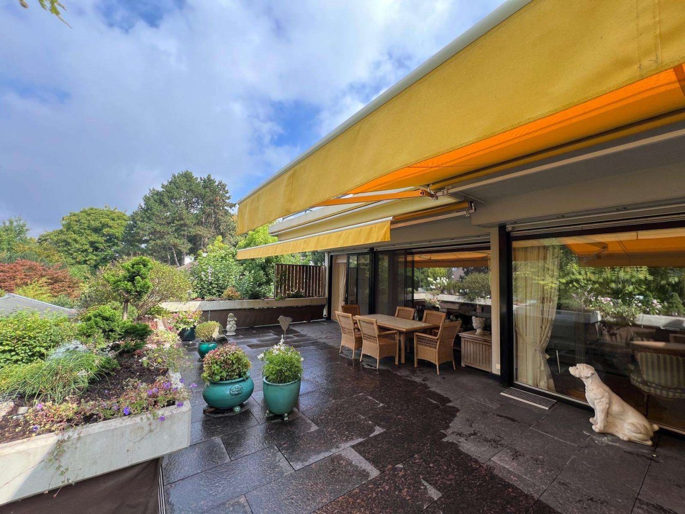 Квартира с 2 спальнями в Дюссельдорф, Германия № 324307