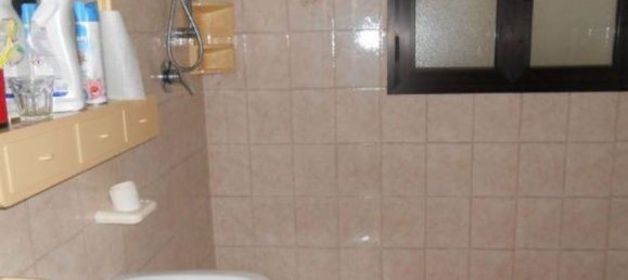 5 rooms Apartment in Monchiero, Italy No. 51925 22