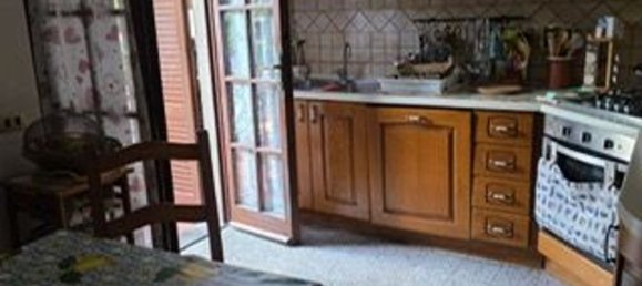 Casa de 6 dormitorios en Seravezza, Italy No. 332640 20