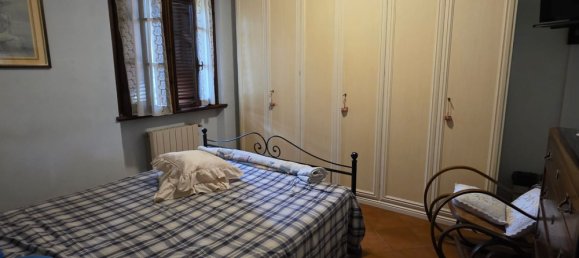 Casa de 6 dormitorios en Seravezza, Italy No. 332640 4