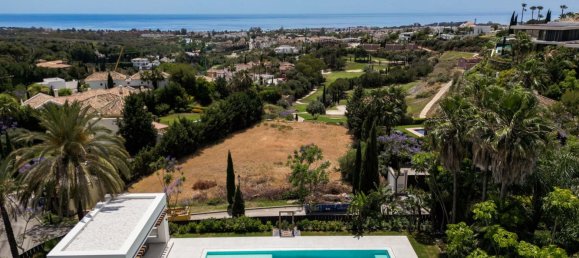 4 bedrooms Villa in Marbella, Spain No. 10118 6