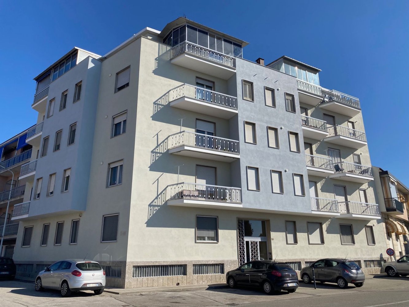 2 rooms Penthouse in Cambiano, Italy No. 49767