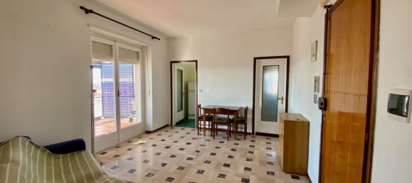 2 rooms Penthouse in Cambiano, Italy No. 49767 3