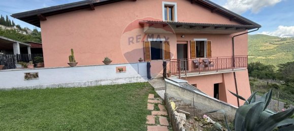 3 Schlafzimmer Haus in Cerreto di Spoleto, Italy, Nr. 356191 8