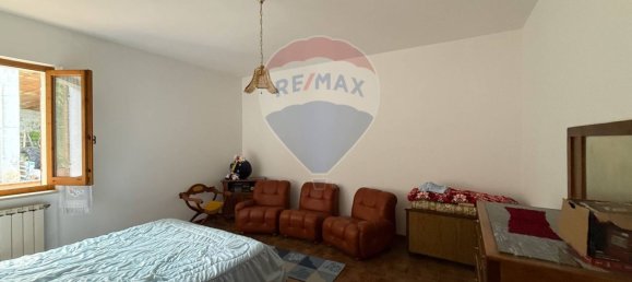 3 Schlafzimmer Haus in Cerreto di Spoleto, Italy, Nr. 356191 20