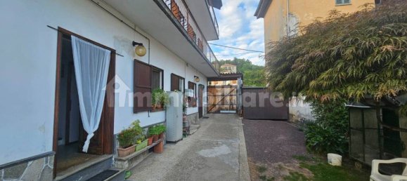 4 bedrooms House in Biella, Italy No. 264300 6