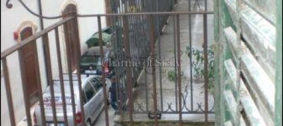 3 rooms House in Modica, Italy No. 232896 3