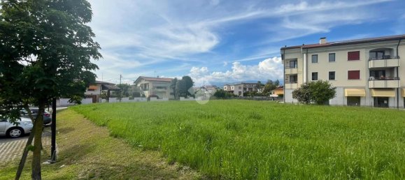 2560m² Land in Pordenone, Italy No. 17992 23