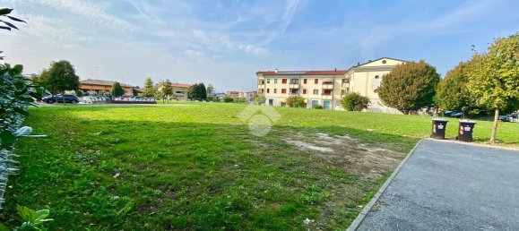 2560m² Land in Pordenone, Italy No. 17992 19