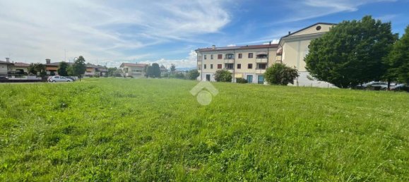 2560m² Land in Pordenone, Italy No. 17992 39