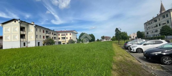 2560m² Land in Pordenone, Italy No. 17992 27