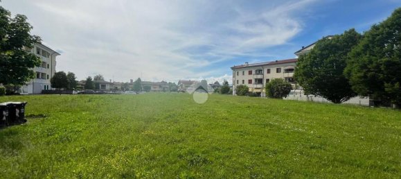 2560m² Land in Pordenone, Italy No. 17992 41