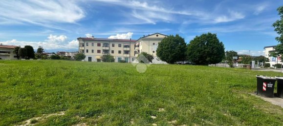 2560m² Land in Pordenone, Italy No. 17992 31