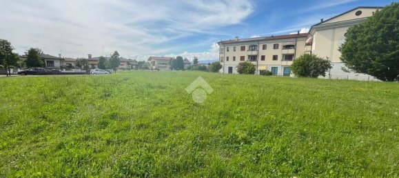2560m² Land in Pordenone, Italy No. 17992 36