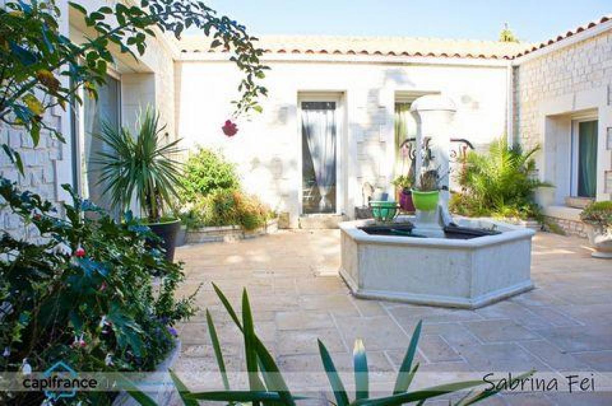 Дом с 4 спальнями в Ла-Рошель, Франция № 32247