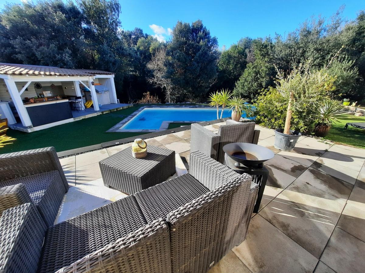 3 bedrooms House in Faugeres, France No. 17007