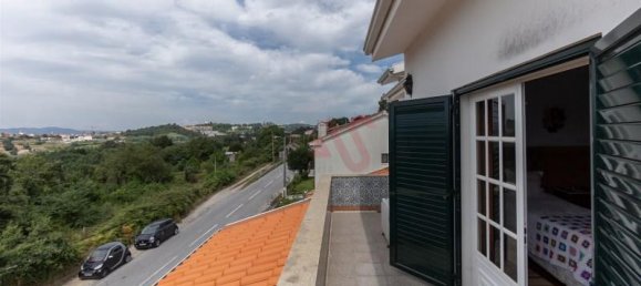 4 bedrooms House in Penafiel, Portugal No. 145968 15