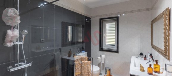 4 bedrooms House in Penafiel, Portugal No. 145968 17