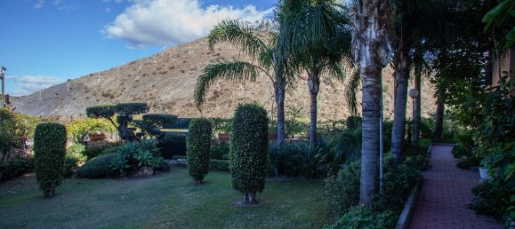 3 bedrooms Apartment in Marbella, Spain No. 30331 6