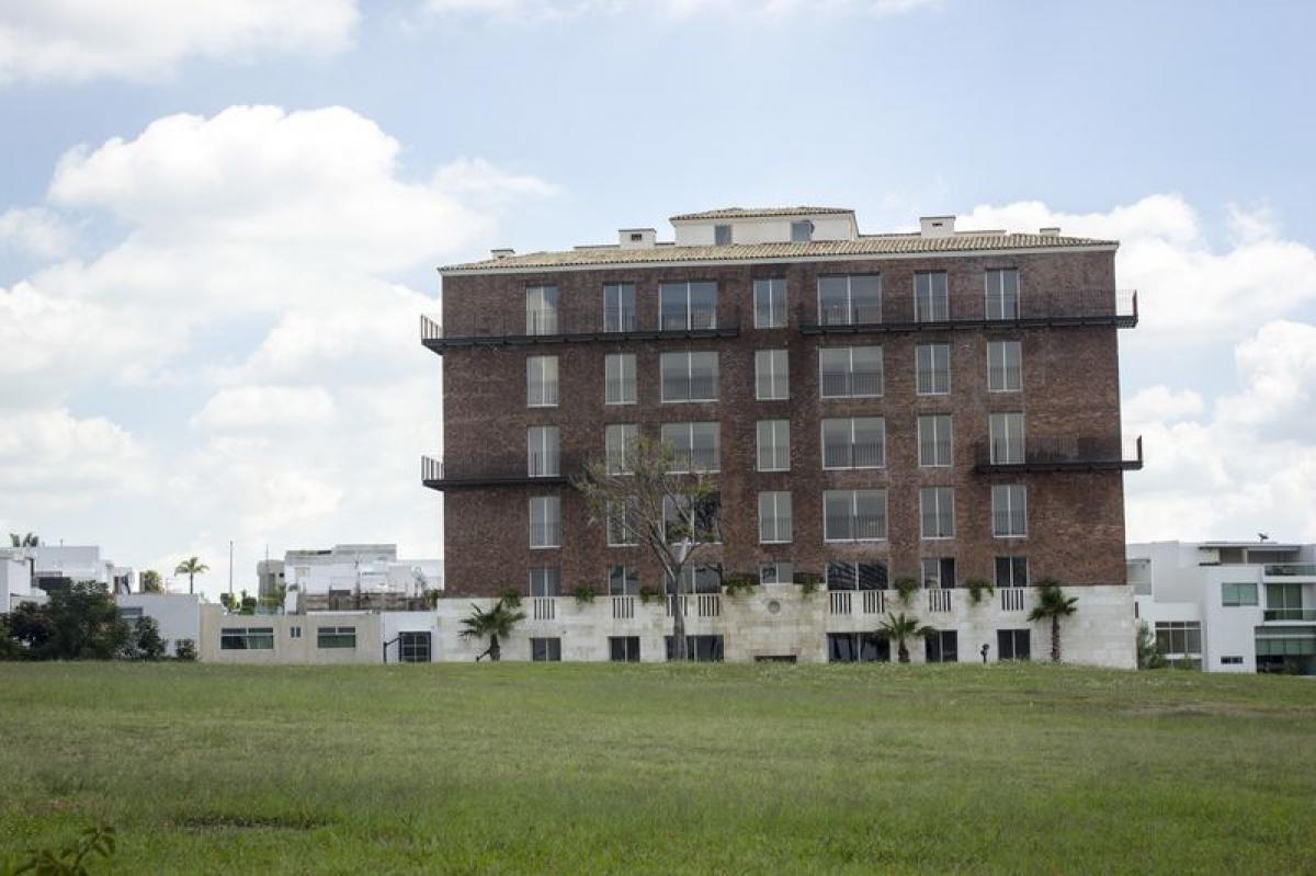 3 bedrooms Apartment in Puebla, Mexico No. 175083