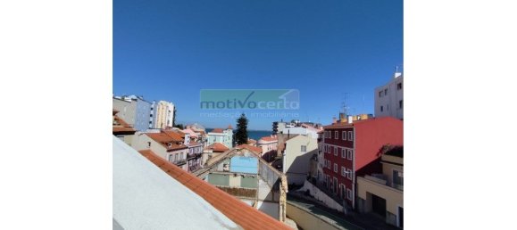 2 bedrooms Apartment in Lisbon, Portugal No. 163023 8