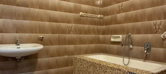 4-salle Appartement à Piacenza, Italy No. 219295 36