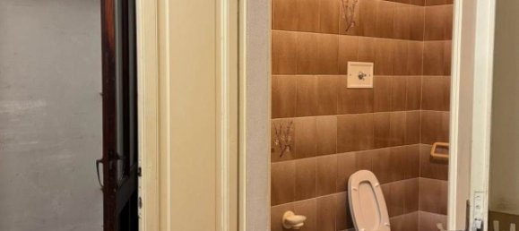 4-salle Appartement à Piacenza, Italy No. 219295 30