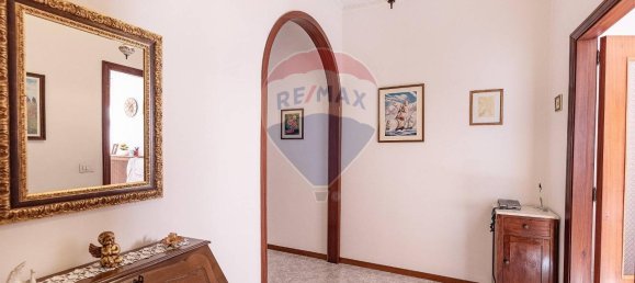 Apartamento de 7 divisões em Chiaravalle, Italy N.º 2291 2