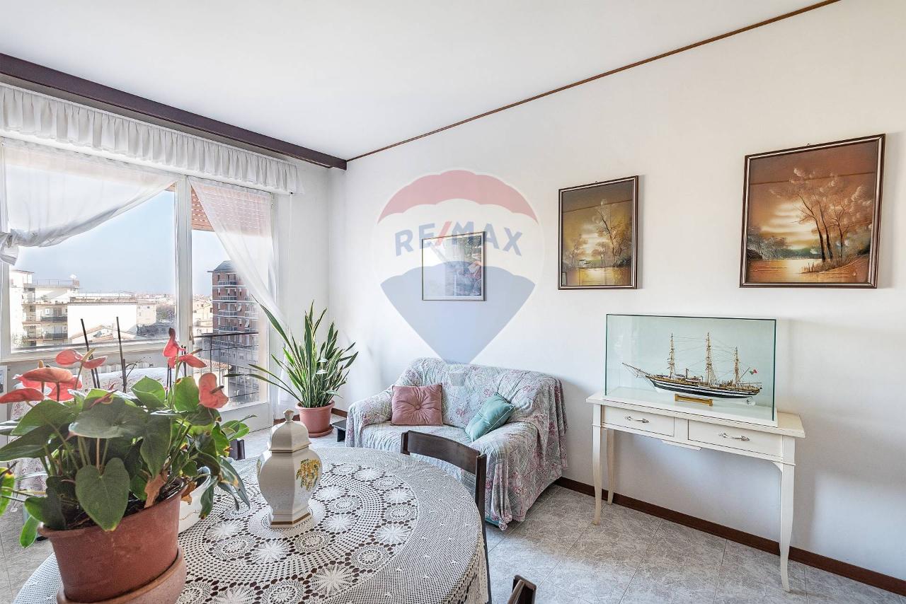 Apartamento de 7 divisões em Chiaravalle, Italy N.º 2291