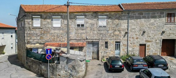 Casa de 5 dormitorios en Sao Mamede de Infesta, Portugal No. 26823 2