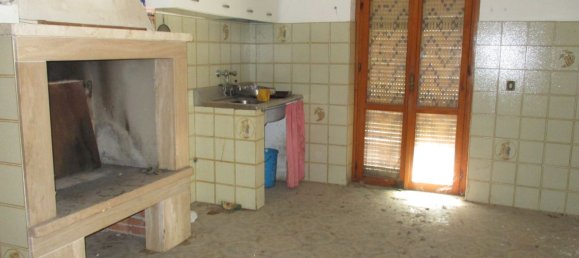 6 bedrooms House in Stroncone, Italy No. 84915 5