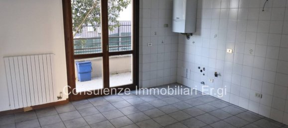 4 bedrooms Villa in Garbagnate Milanese, Italy No. 88990 8