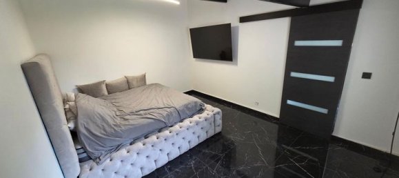 1 bedroom House in Tremblay-en-France, France No. 357092 4