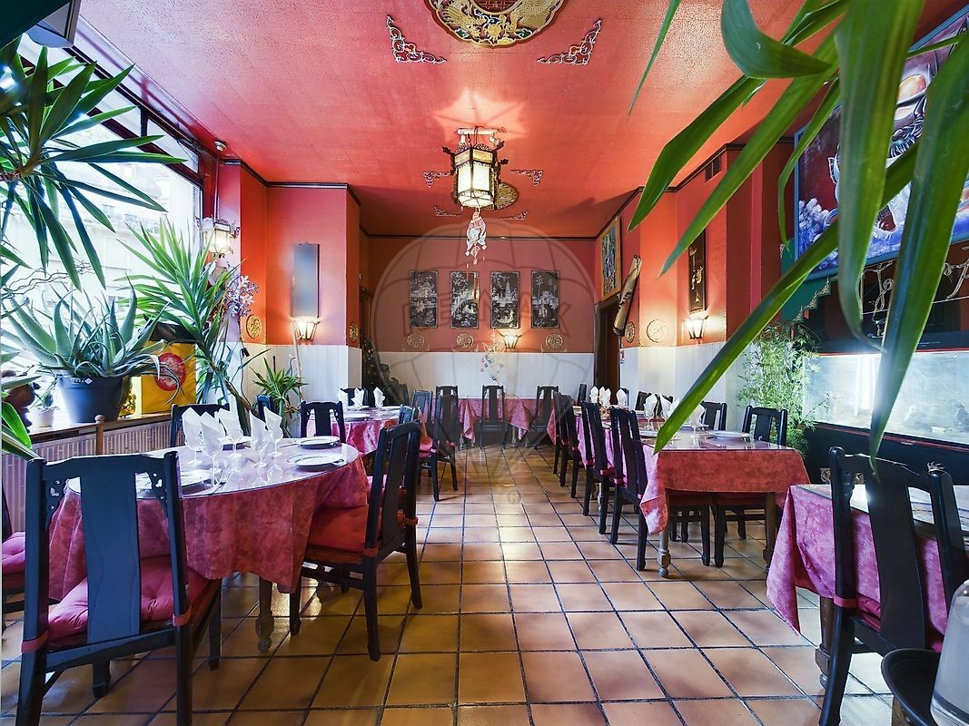 Propriété commerciale à Thionville, France 157m² No. 160050