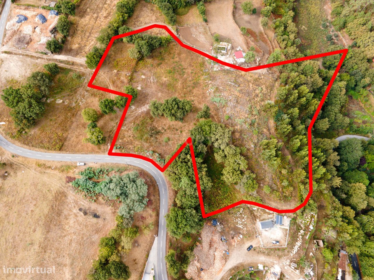  قطعة أرض في Marco de Canaveses, Portugal 14984متر مربع رقم 277985