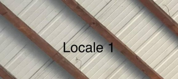 1 room Warehouse in Naples, Italy No. 377056 2