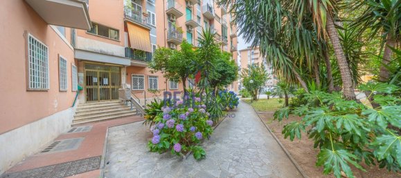 Apartamento de 2 dormitorios en Rome, Italy No. 351840 5