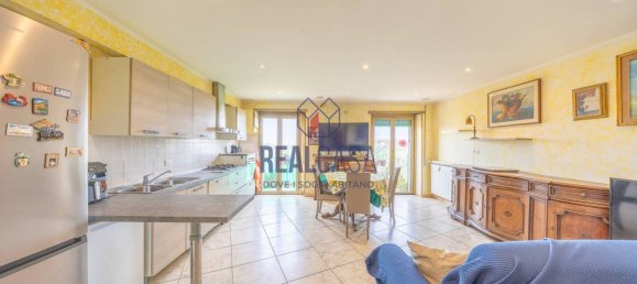 Apartamento de 2 dormitorios en Rome, Italy No. 351840 9