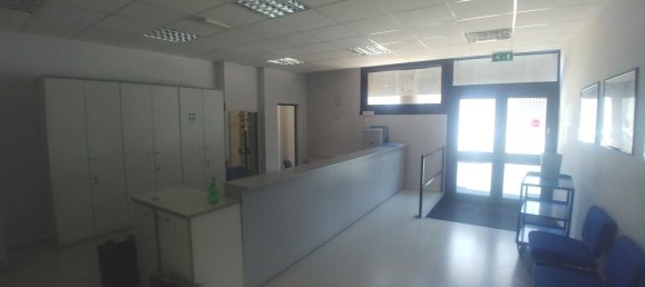 Здание с 4 комнатами в Милан, Италия № 250685 14