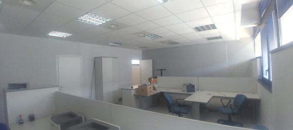 Здание с 4 комнатами в Милан, Италия № 250685 8