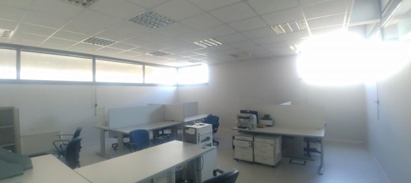 Здание с 4 комнатами в Милан, Италия № 250685 4