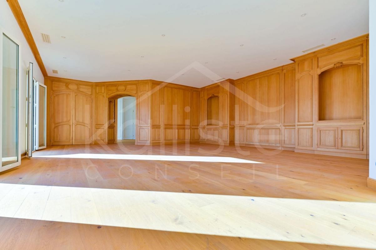 5 bedrooms Penthouse in Ajaccio, France No. 322788