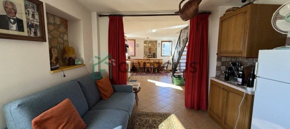 2 bedrooms House in Altissimo, Italy No. 204455 2