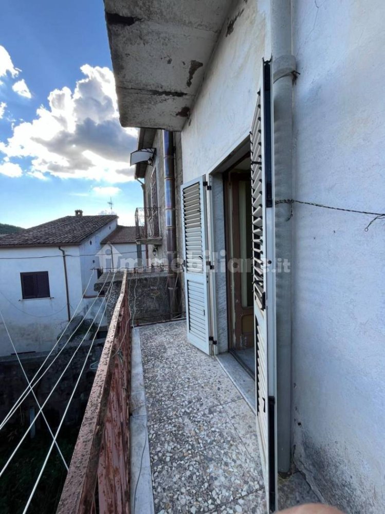 3 bedrooms House in Durazzano, Italy No. 72528