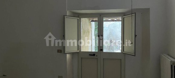 3 bedrooms House in Durazzano, Italy No. 72528 2