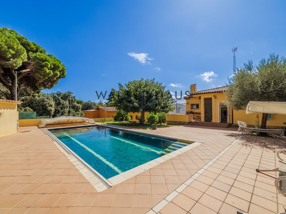 5 غرف نوم فيلا في Castell-Platja d'Aro, Spain رقم 277554