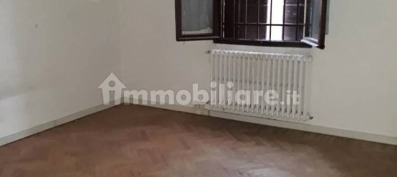 6 bedrooms Apartment in Padua, Italy No. 375972 3